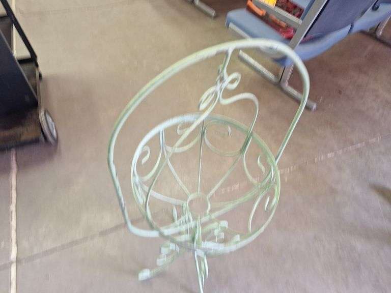 Metal Flower Hanging Basket with Stand