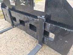 NEW Quick Attach 42'' Pallet Forks with 6ft WIDE FRAME Taxable USA made