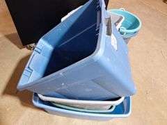 (8) Totes & (2) Round Tubes all one money (no lids)