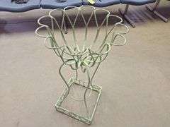 Metal Standing Flower Stand