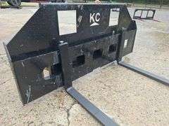 NEW Quick Attach 42'' Pallet Forks with 6ft WIDE FRAME Taxable USA made