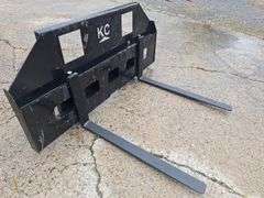 NEW Quick Attach 42'' Pallet Forks with 6ft WIDE FRAME Taxable USA made