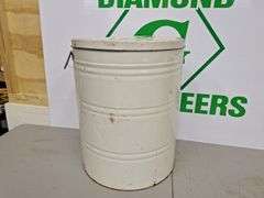 Double Q Drive In Lard Bucket