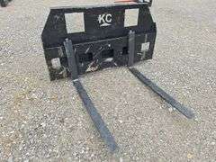 NEW Quick Attach 42'' Pallet Forks with 5ft WIDE FRAME Taxable Taxable USA made