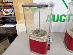 (4) Gumball Machines all one money (No Keys)