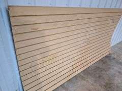 Slotted peg board