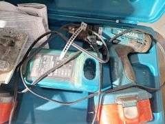 Makita Drill & Driver with Light & Skillsaw all one money (operation unknown)