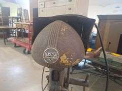 Delta Table Top Drill Press (runs) Taxable