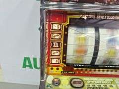 Poker Machine with Coins (works) (HOME Entertainment only)