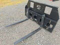 NEW Quick Attach 42'' Pallet Forks with 5ft WIDE FRAME Taxable Taxable USA made