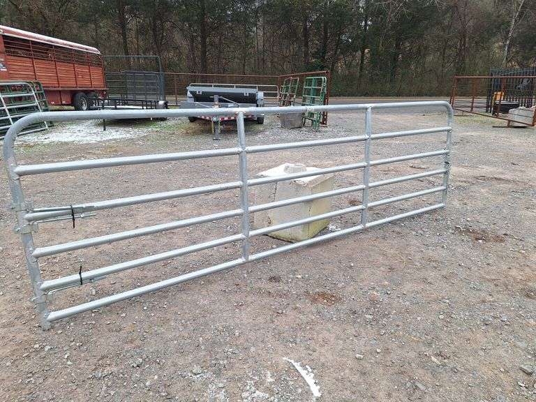 14ft Heavy Duty Co-op Bull Gate (New)(Taxable) - Diamond G Auctioneers