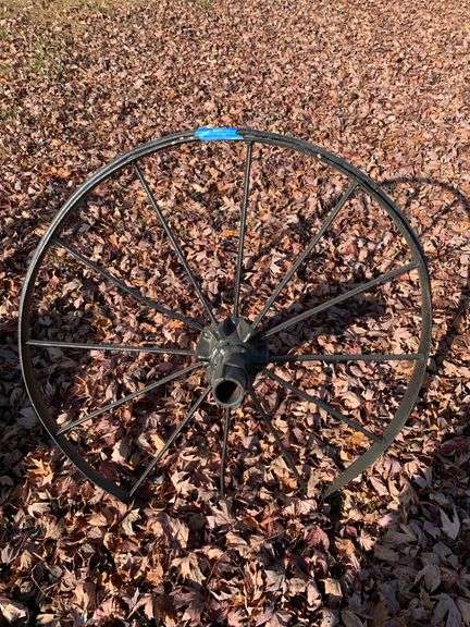 Metal Vintage Wagon Wheel