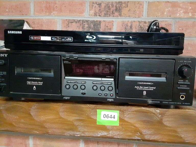 Samsung Blu-Ray Player & Sony Dual Cassette Deck