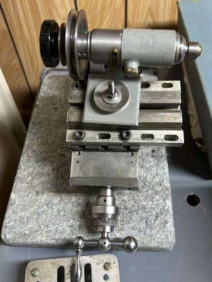 Lathe Attachments & Surface Plate (As-Is)