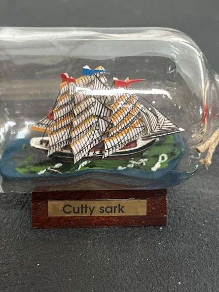 Assorted Ships in Bottles