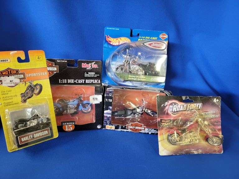Harley Davidson 1:18 Models,  Hot Wheels, and More