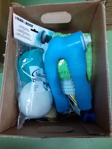 Black & Decker Scumbuster Cordless Scrubber w/ Accessories