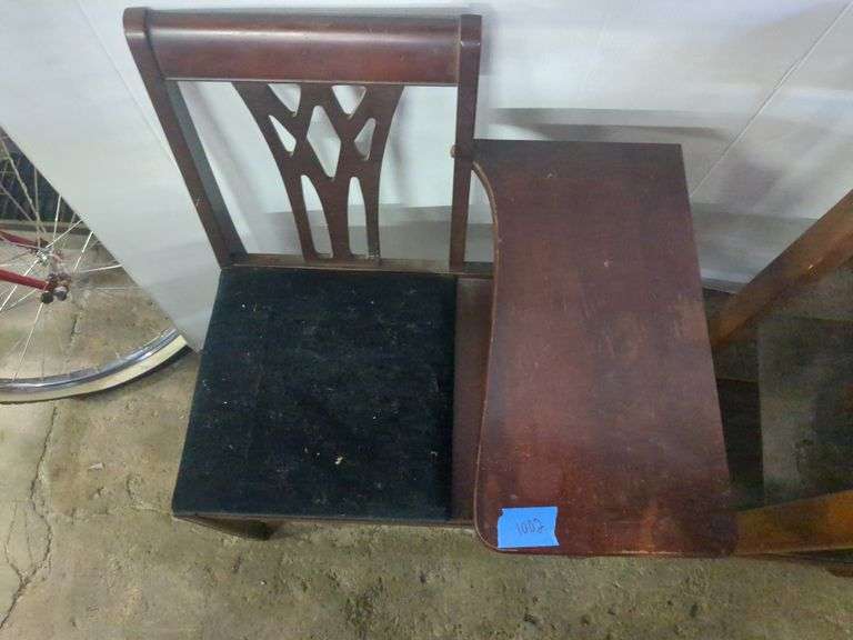 Cherry Finished Gossip Table