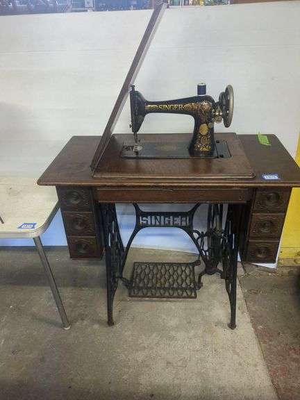 Singer Sewing Machine and Table