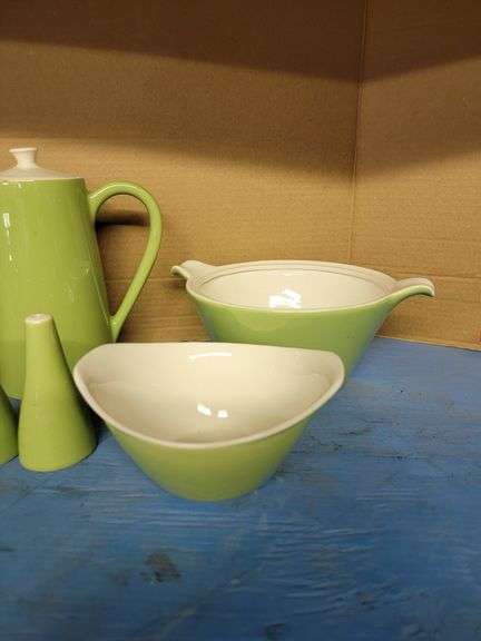 Assorted Pottery Pieces: Coffee Pot, Salt & Pepper, 2 Bowls & Creamer