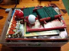 Collection of Vintage Kids Toys & Magazines