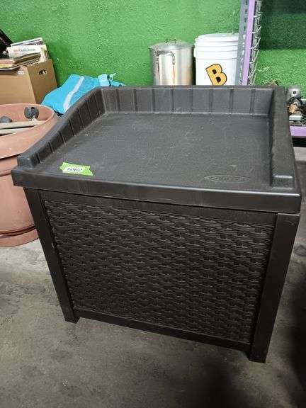 Sun Cast Storage and Potting Supplies