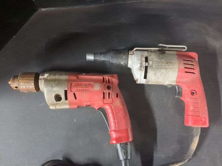Milwaukee Hole Shooter and Screw Shooter