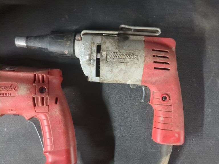 Milwaukee Hole Shooter and Screw Shooter