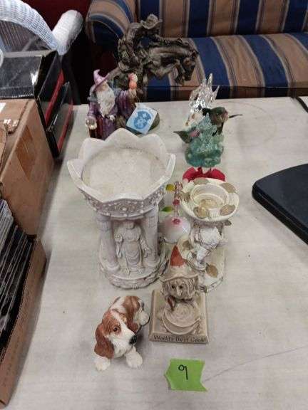 Assortment of Figural Decor