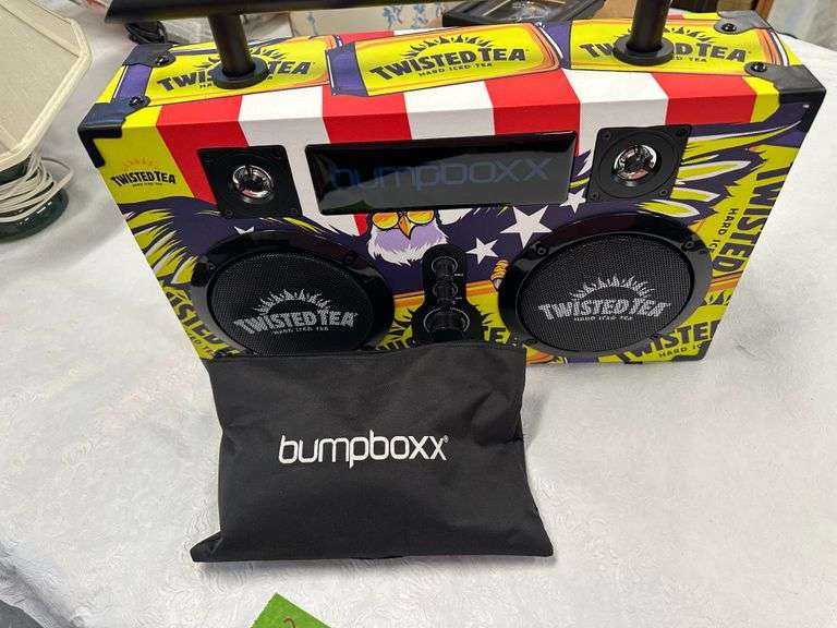 Bumpboxx Ultra Rechargeable Boombox