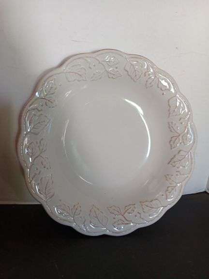 Longaberger Vintage Vine Large Pasta Bowl