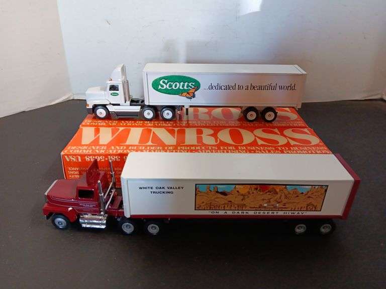 Wintoss White Oak Valley Trucking Freight Truck and Winross Scotts Freight Truck