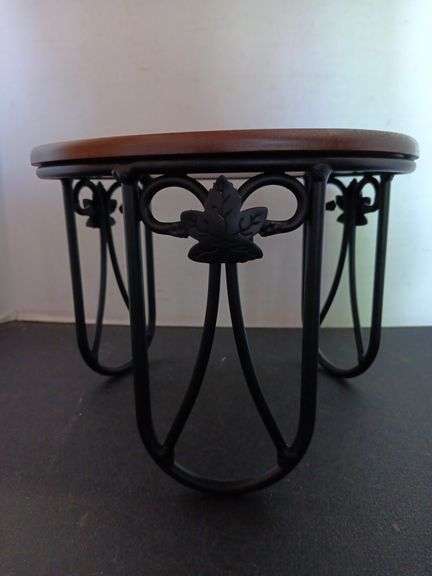 Longaberger Wrought Iron Stand
