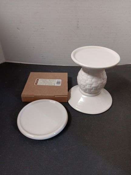 Longaberger Woven Traditions Candle Holder and Longaberger One Pint Crock Lid