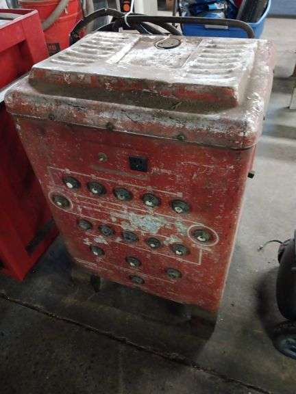 Vintage Forney Arc Welder (Needs Cord)