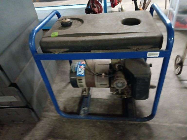 DeVilbiss GB 4000 Generator (4000 Watt)