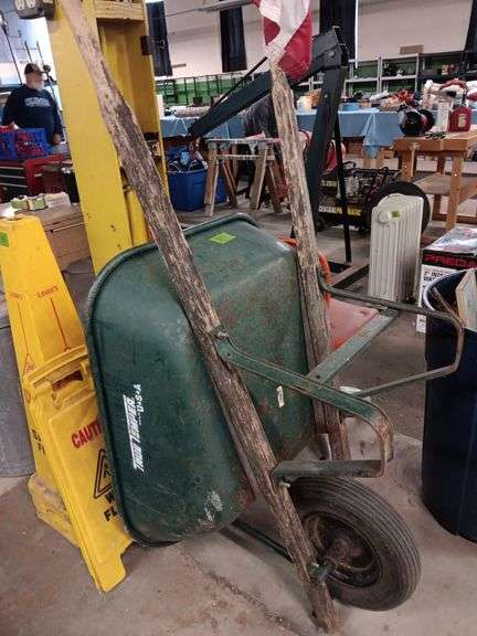 True Temper Wheelbarrow