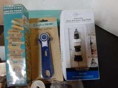 Assorted Lot Sewing Items