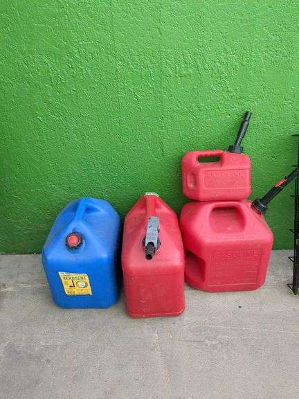 (3) Poly Gas Cans and (1) Kerosene Poly Can - Delaware Auction Center