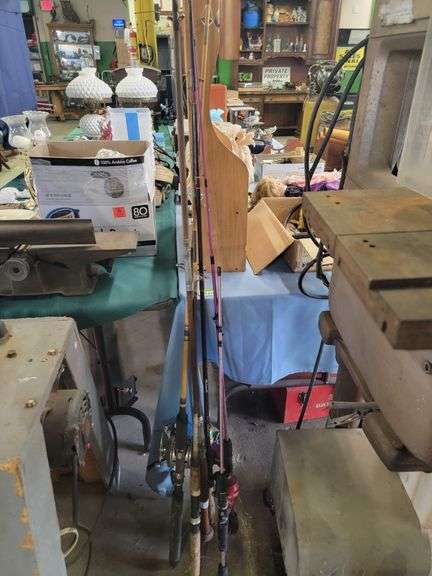(7) Fishing Rods