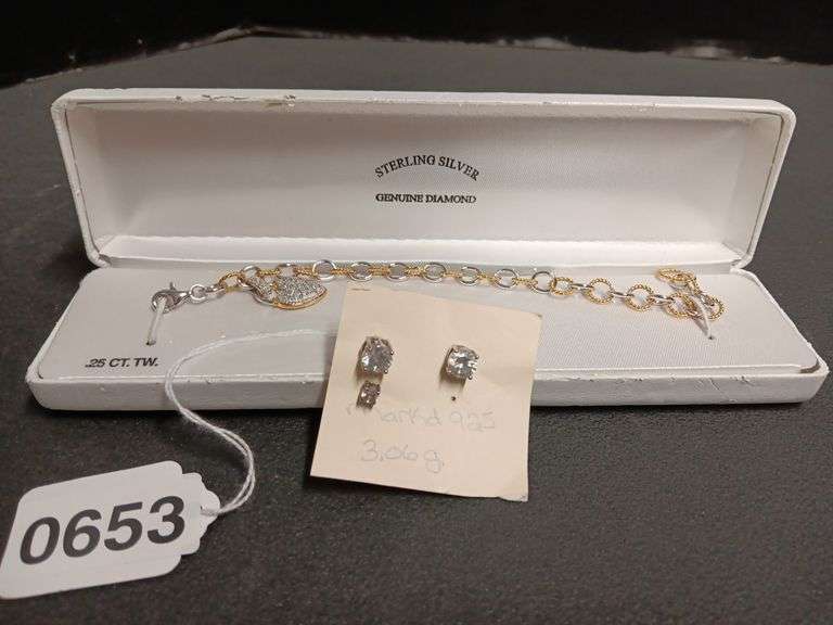 Bracelet w/Marked 925 Charm (untested diamonds)  3.g & Marked 925 Stud Earrings 3.06gr
