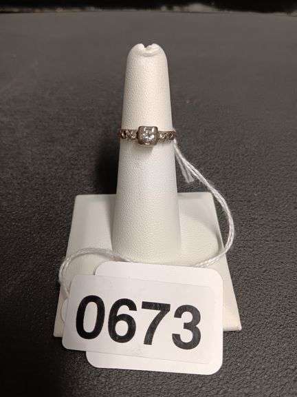 BEAUTIFUL Vintage Diamond (untested) Ring Sz. 5