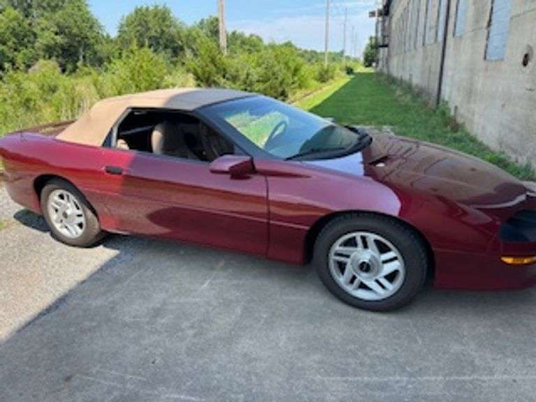1995 Camaro Convertible (Garage Kept)
