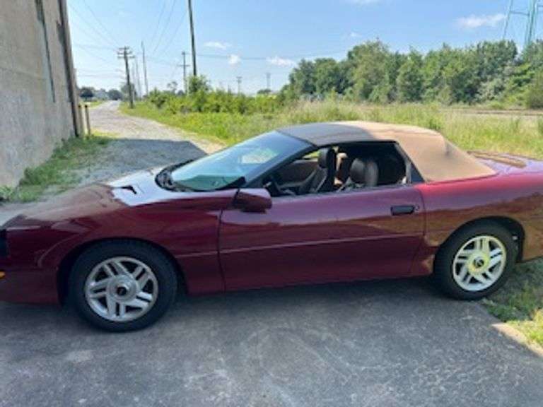 1995 Camaro Convertible (Garage Kept)