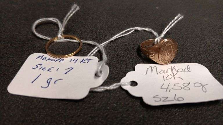 Marked 10KT Size 6 Class Ring (4.5gr) & Marked 14KT Size 7 (1gr.)