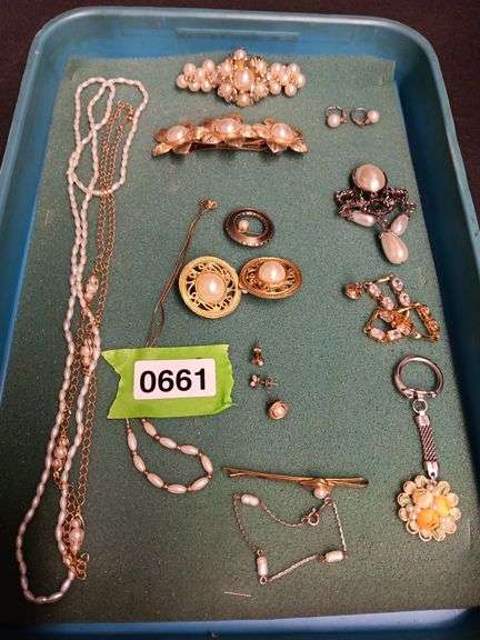 Assorted Pearl Like Costume Jewelry: