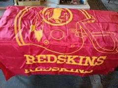 (12) Washington Redskins Banners