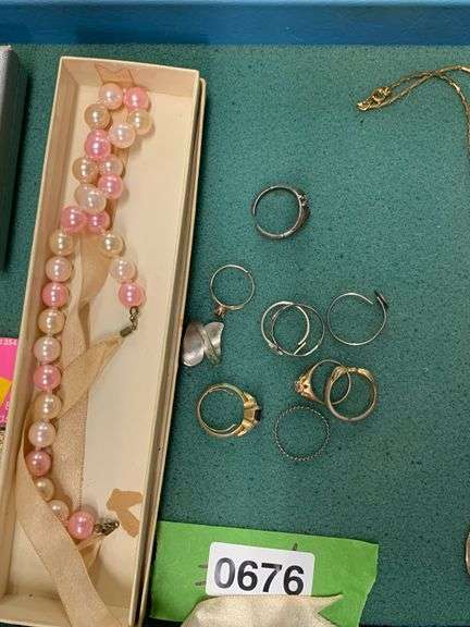 Assorted Costume Jewelry: Some Vintage