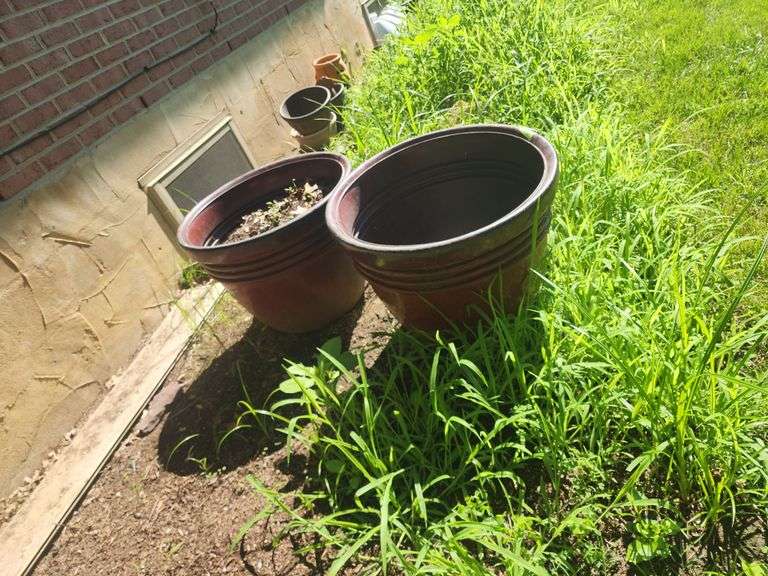 (2) Extra Large, Light Weight Planters