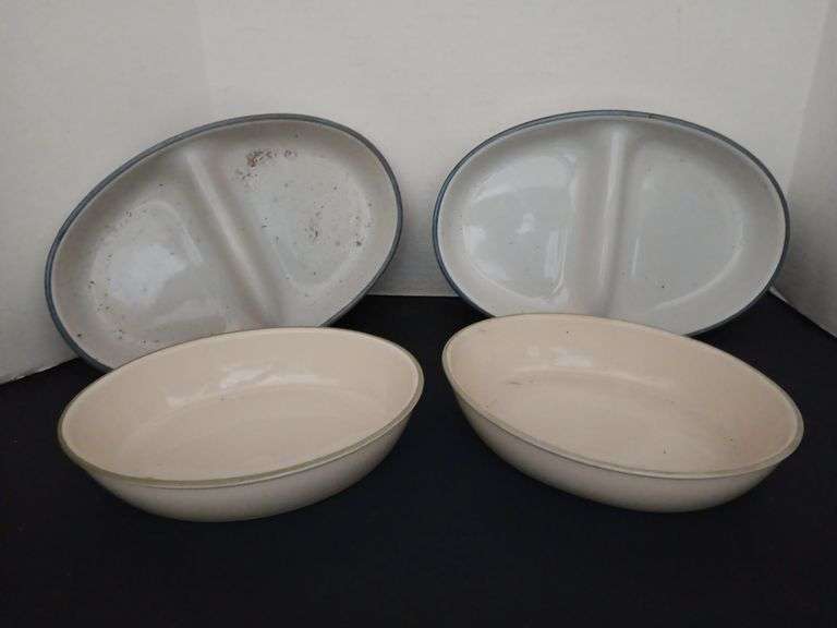Pfaltzgraff (2) Divided Servers & (2) Oval Dish